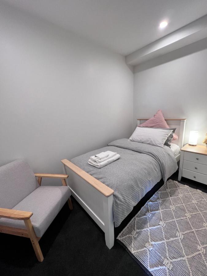 3 Bedroom Apartment In Newmarket Auckland Esterno foto